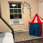 Mohawk-Kudil In Poconos ! Private Pool-Hot Tub-Lake Access-Game Room
